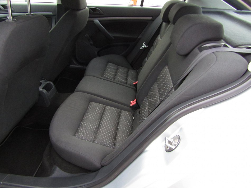 Škoda Octavia II 2.0 TDI Champion