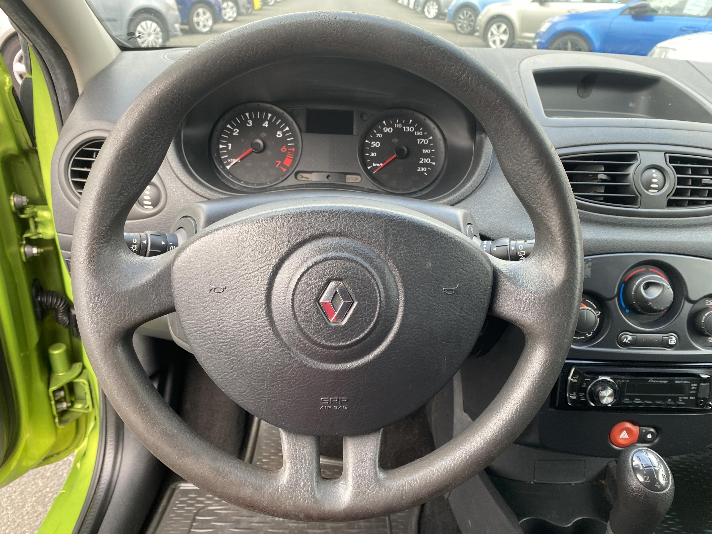 Renault Clio, 2009 - pohled č. 11