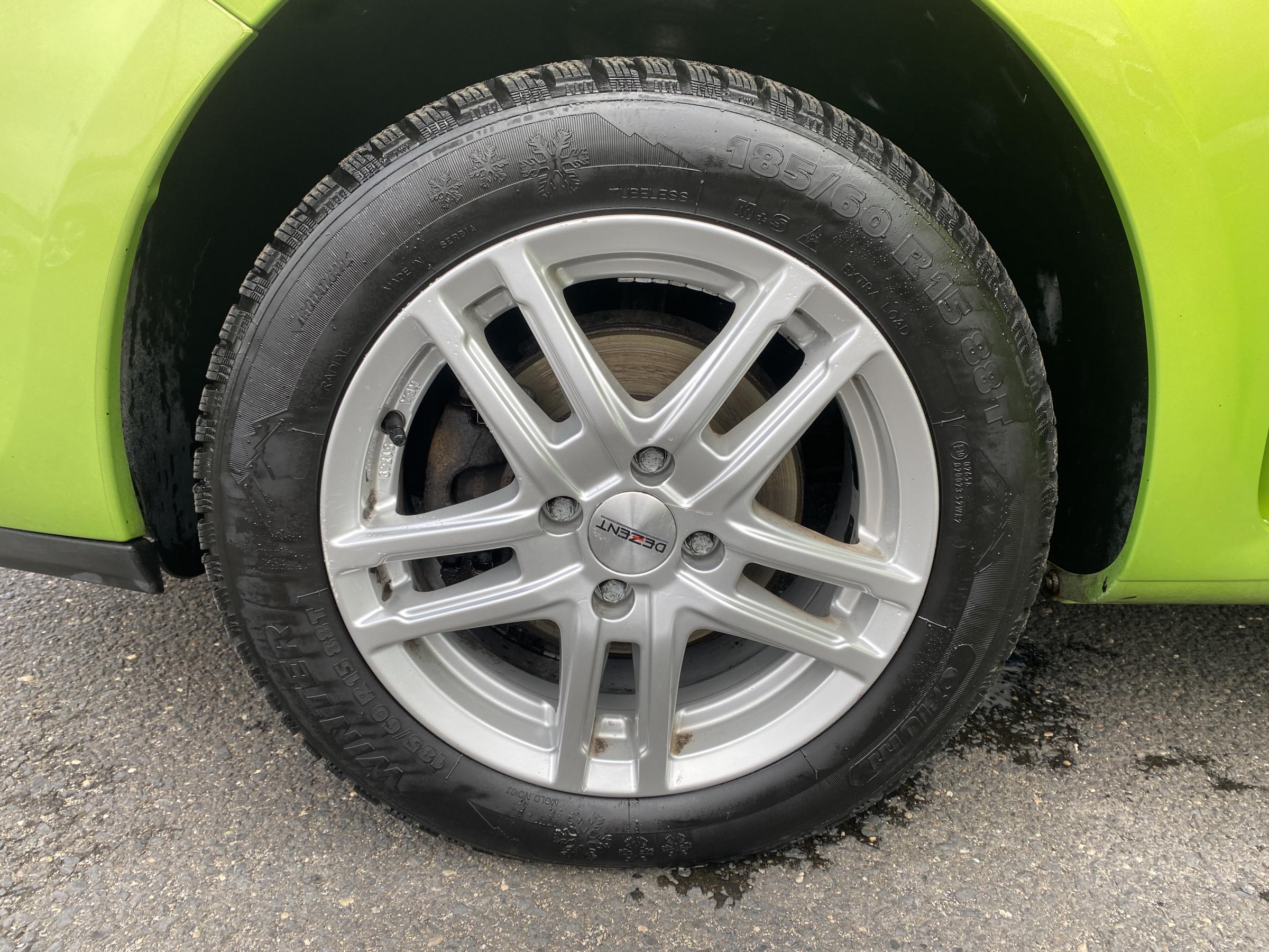 Renault Clio, 2009 - pohled č. 17