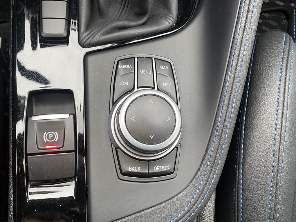 BMW X2 1.5i  sDrive 18i