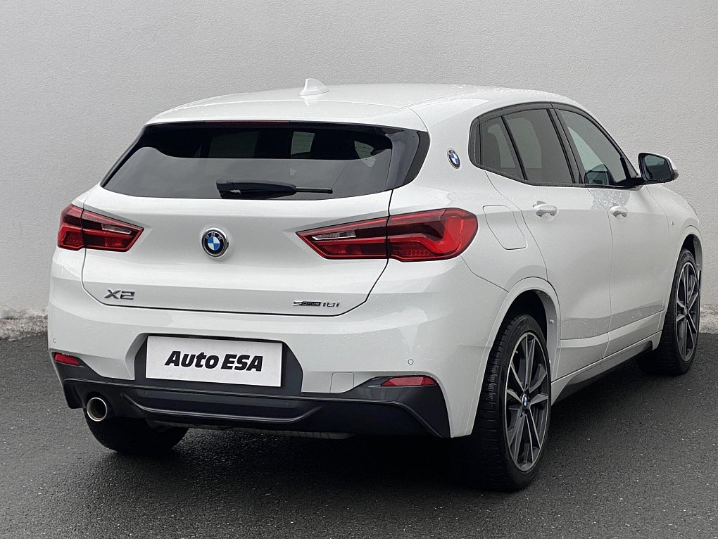 BMW X2 1.5i  sDrive 18i