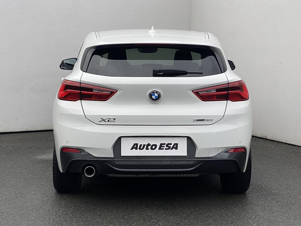 BMW X2 1.5i  sDrive 18i