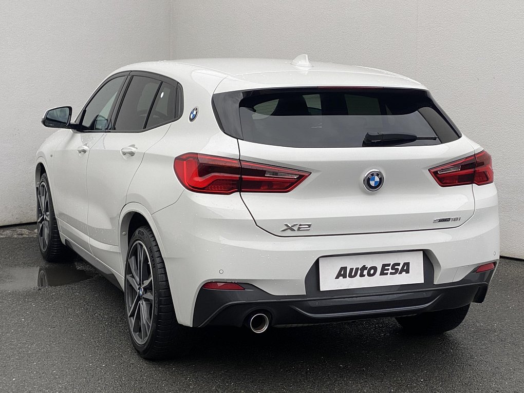 BMW X2 1.5i  sDrive 18i