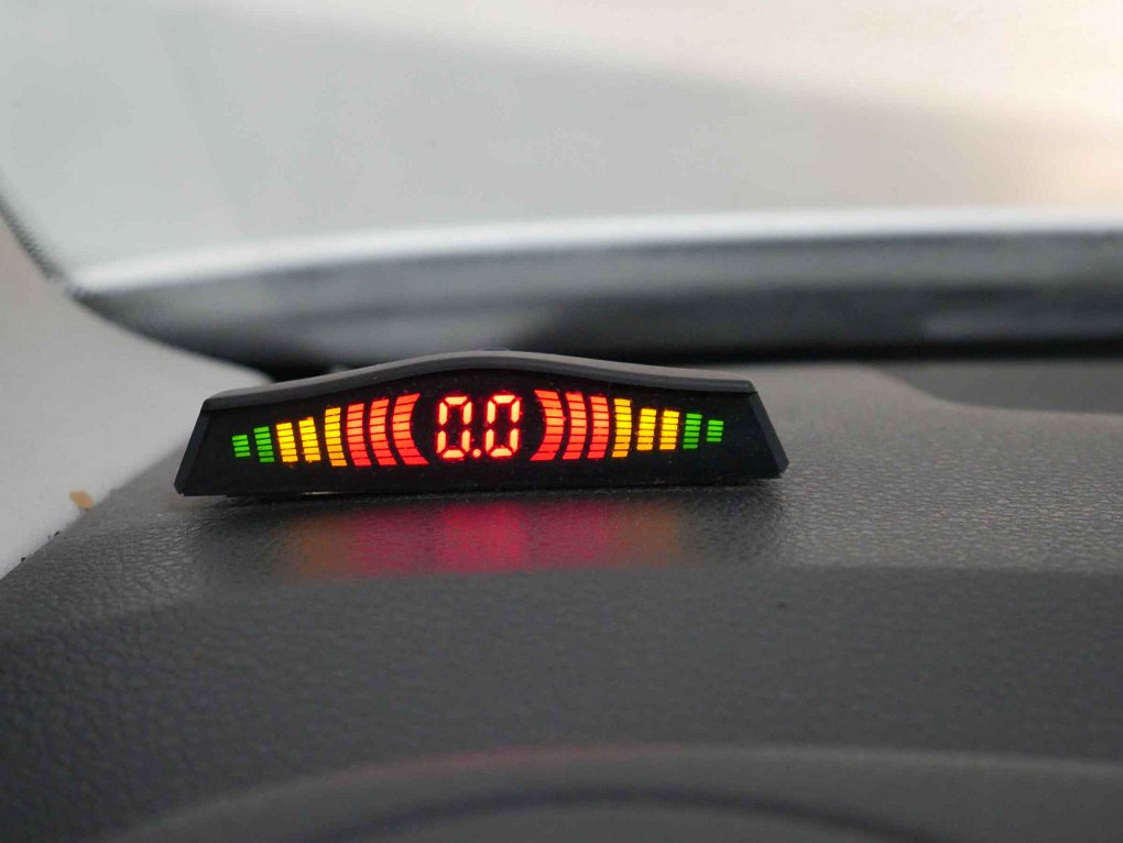 Volkswagen Transporter 2.0TDi  L2 9míst