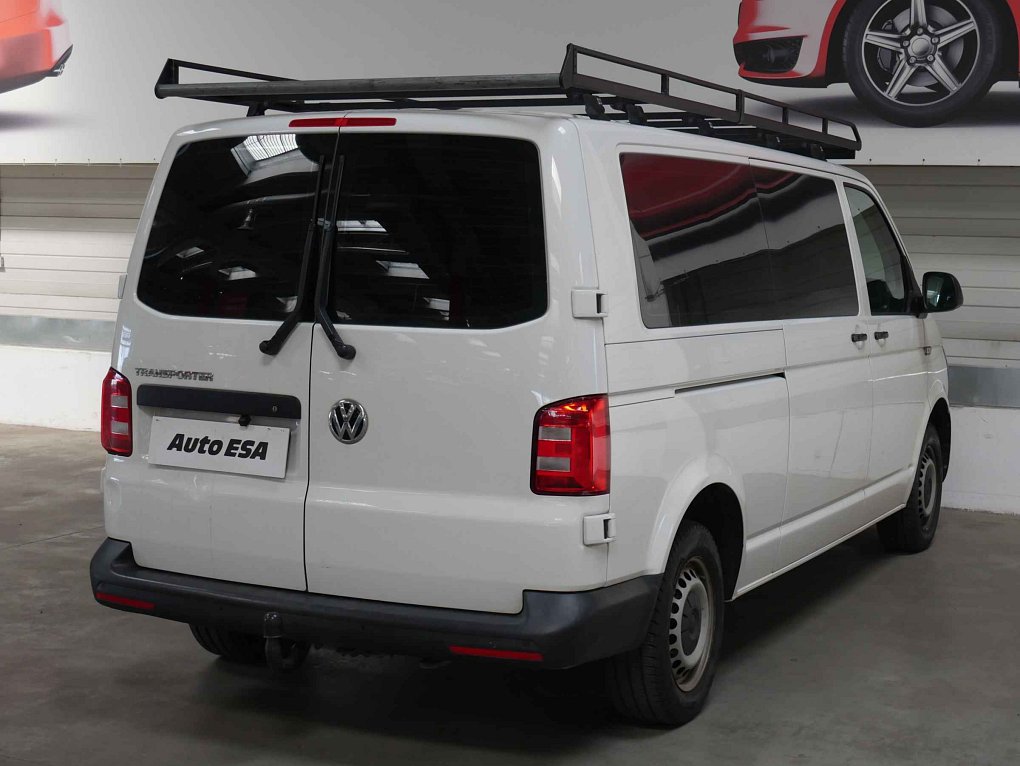 Volkswagen Transporter 2.0TDi  L2 9míst