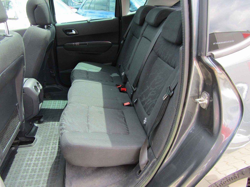 Peugeot 3008 2.0HDI 