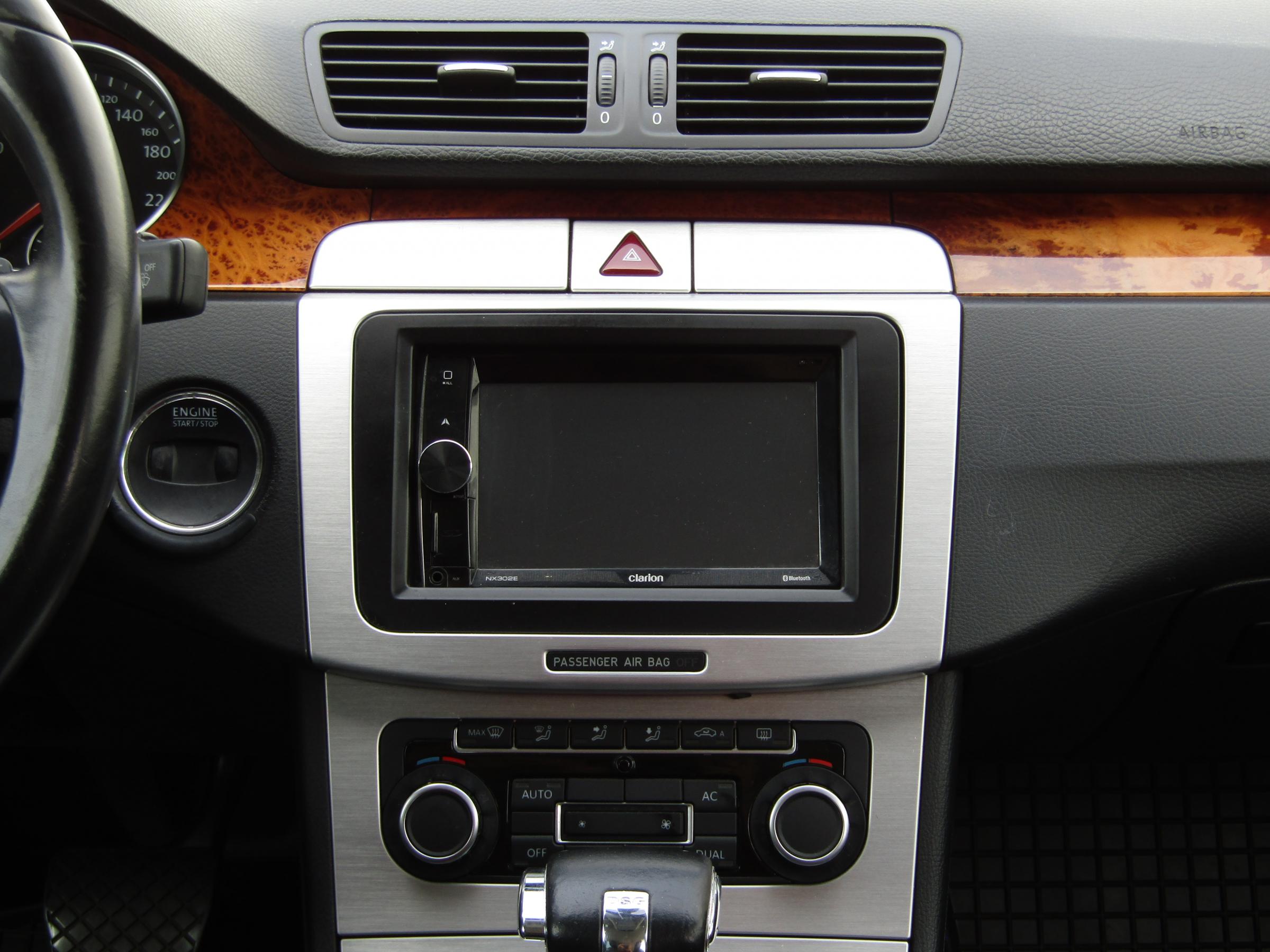 Volkswagen Passat CC, 2008 - pohled č. 10