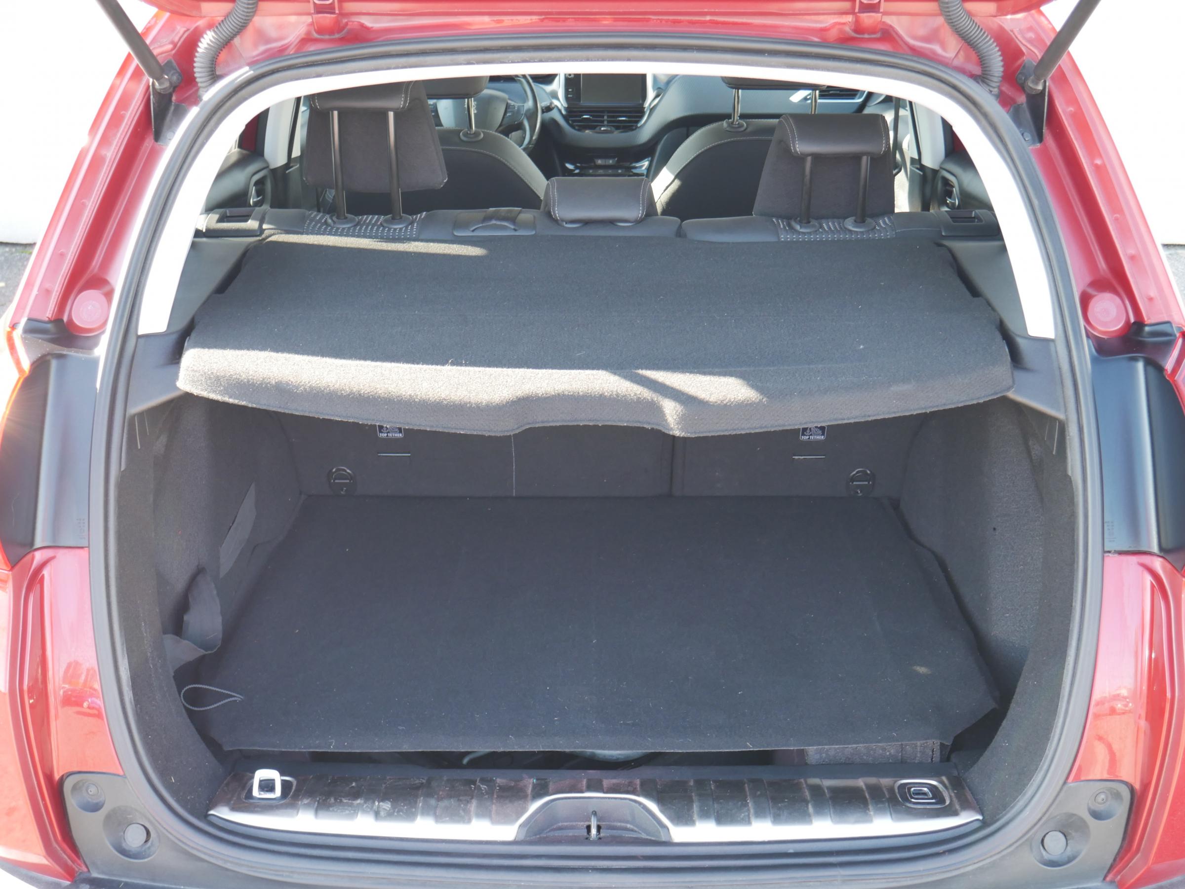 Peugeot 2008, 2018 - pohled č. 7