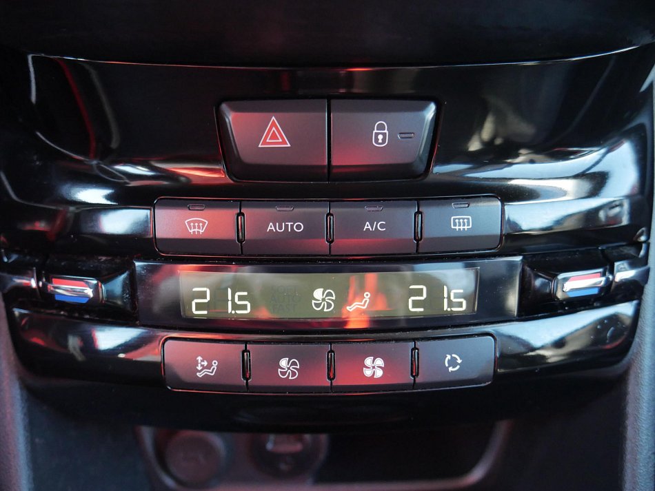 Peugeot 2008 1.2 PT Allure