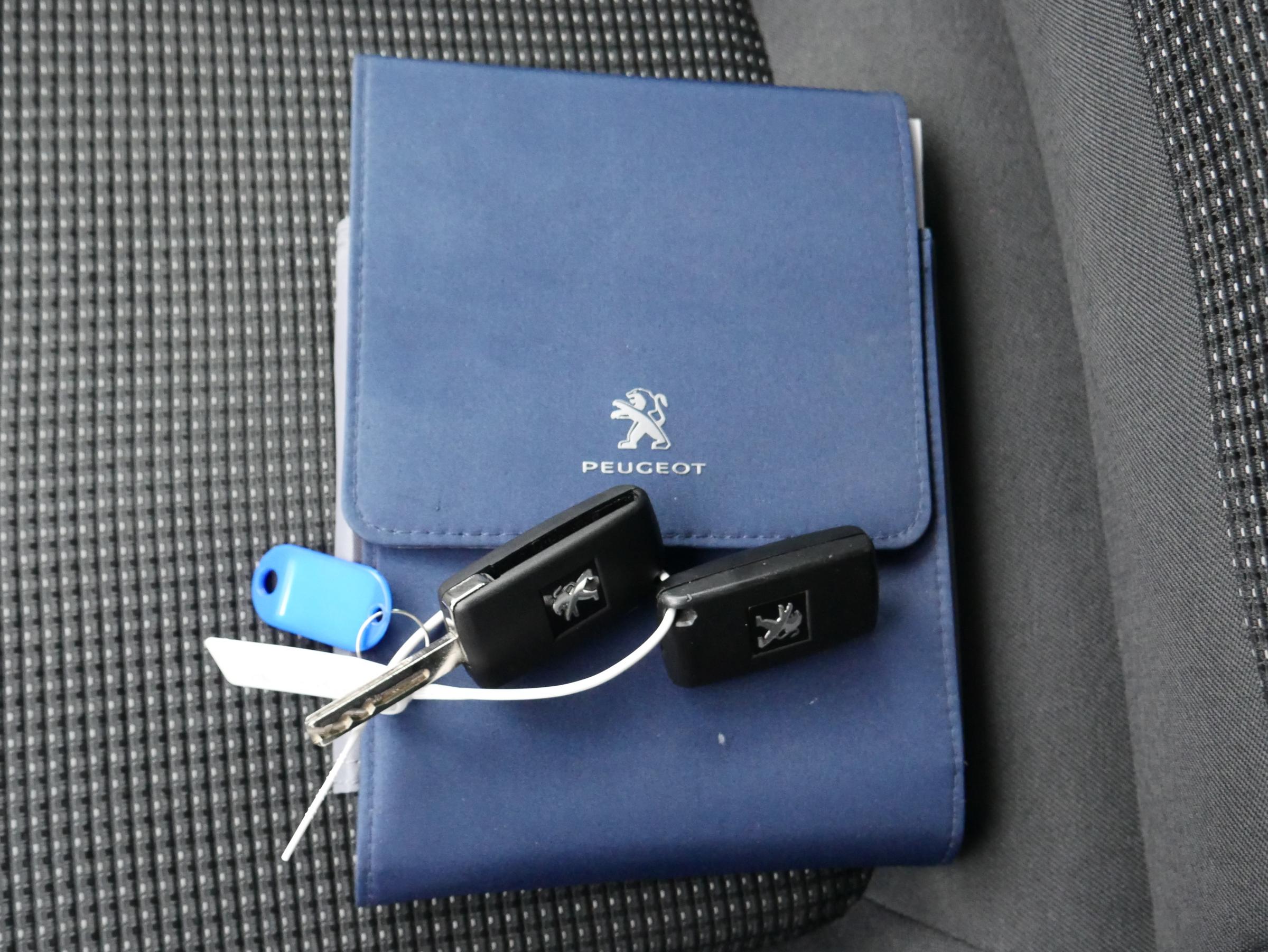 Peugeot 5008, 2015 - pohled č. 18