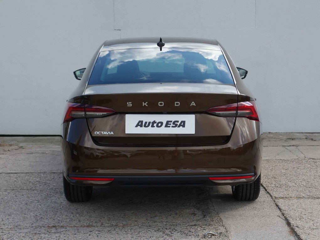 Škoda Octavia IV 1.5 TSi Selection