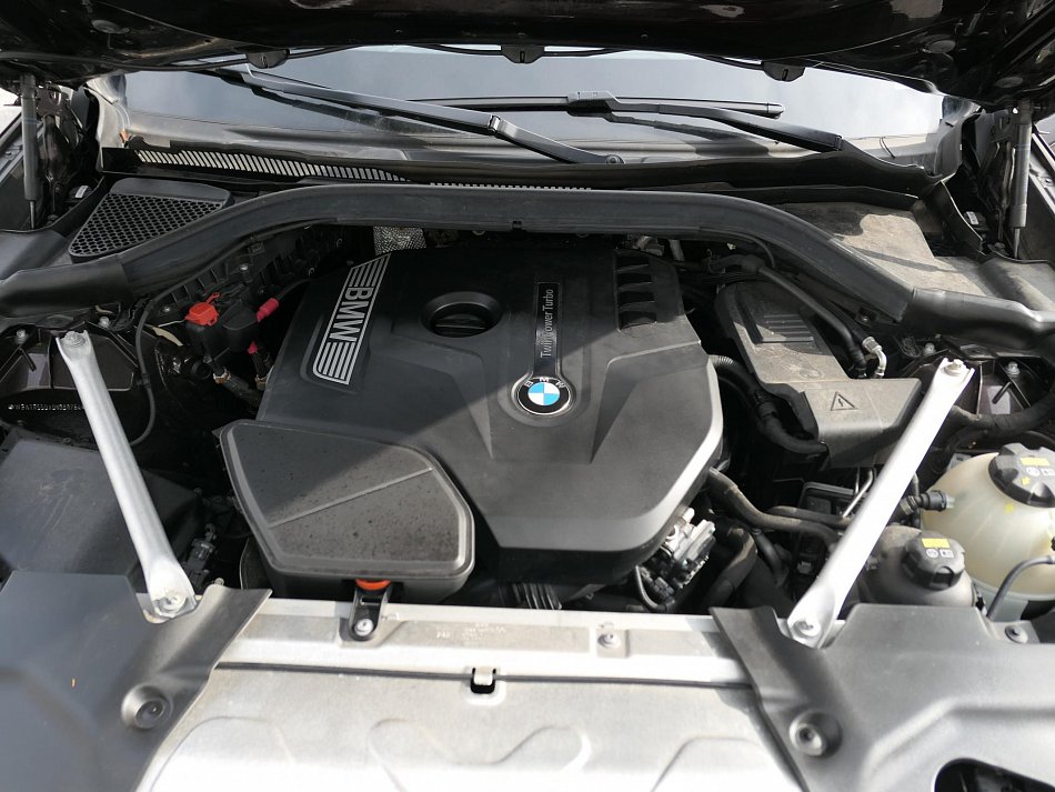 BMW X3 2.0  xDrive20i