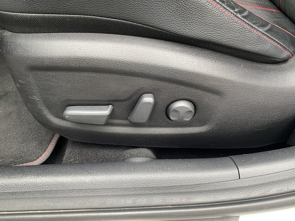 Kia Ceed 1.6 T-GDi  Proceed