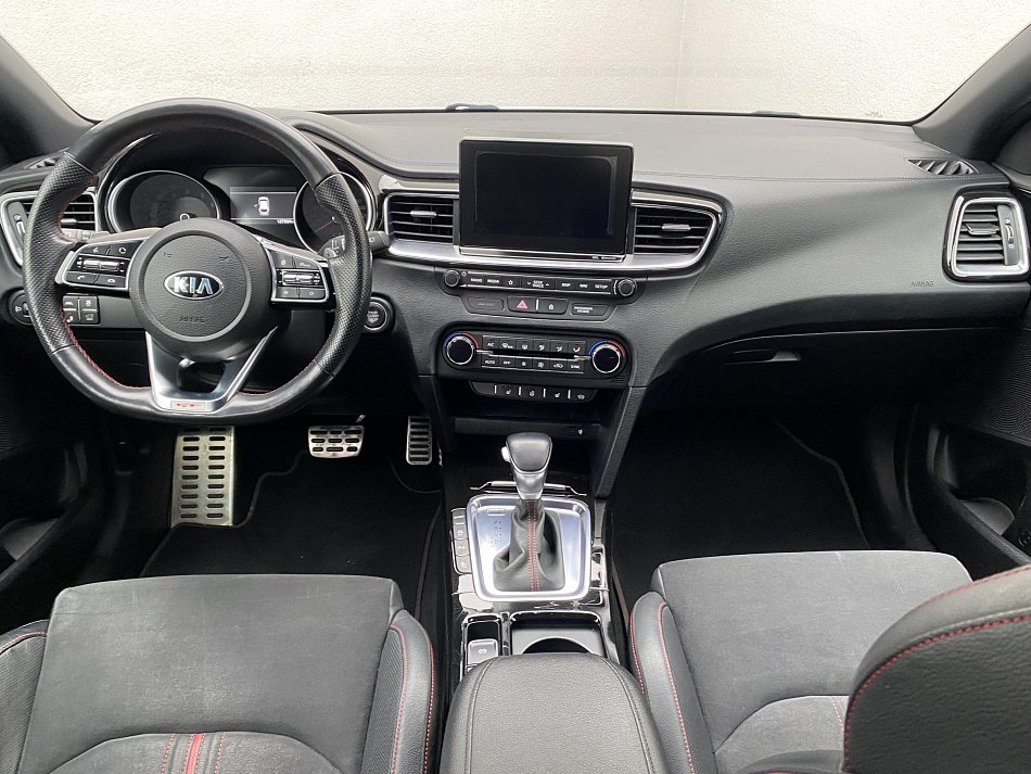 Kia Ceed 1.6 T-GDi  Proceed