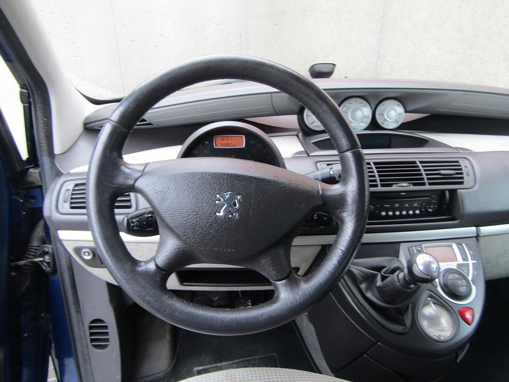 Peugeot 807 2.0 HDi  7Míst