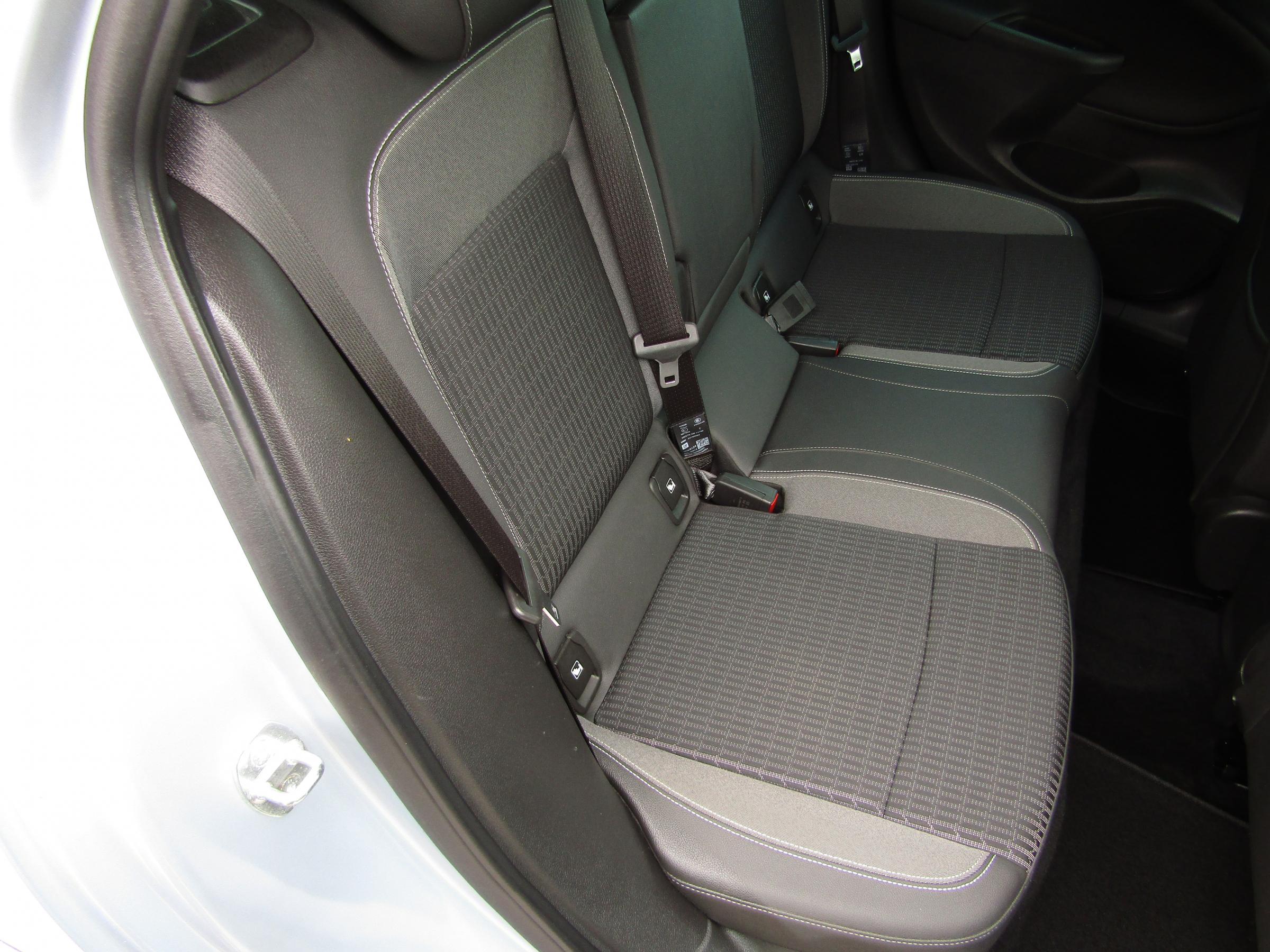 Opel Astra, 2021 - pohled č. 14