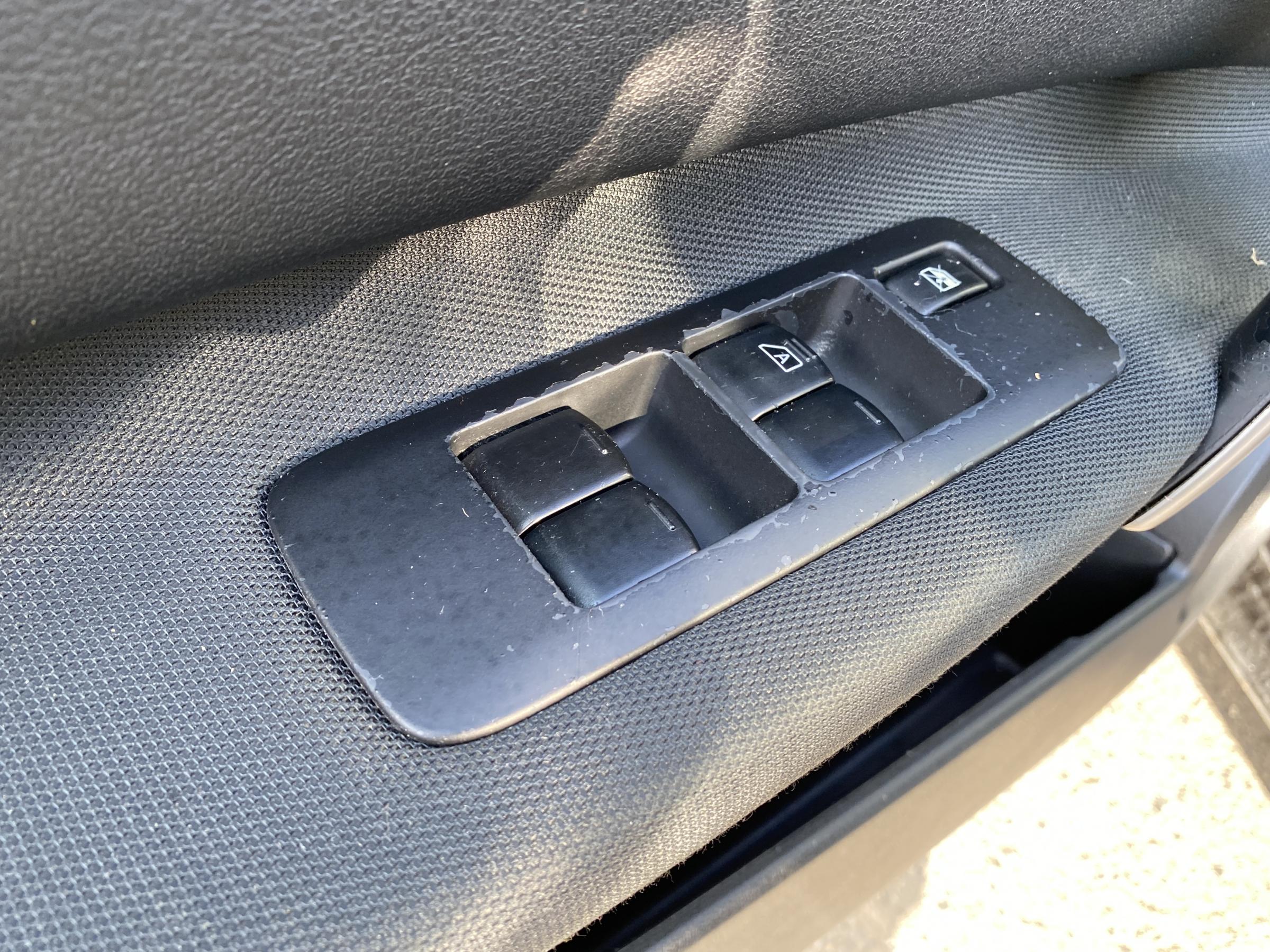 Nissan Qashqai, 2011 - pohled č. 15