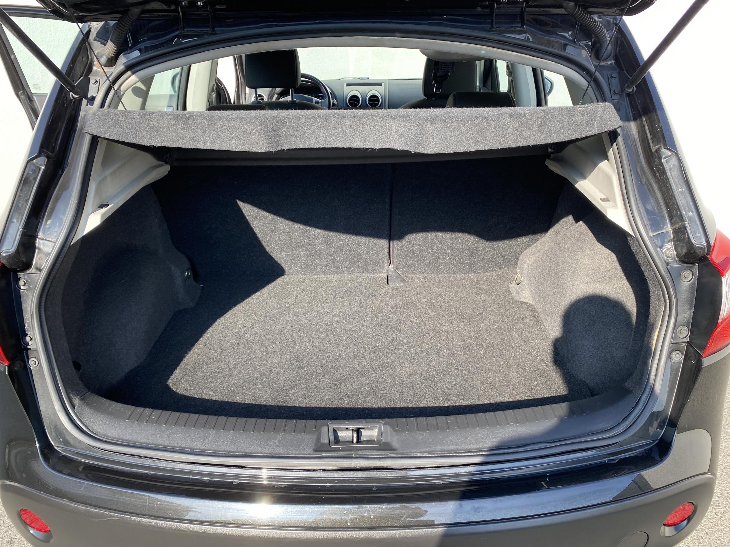 Nissan Qashqai, 2011 - pohled č. 7