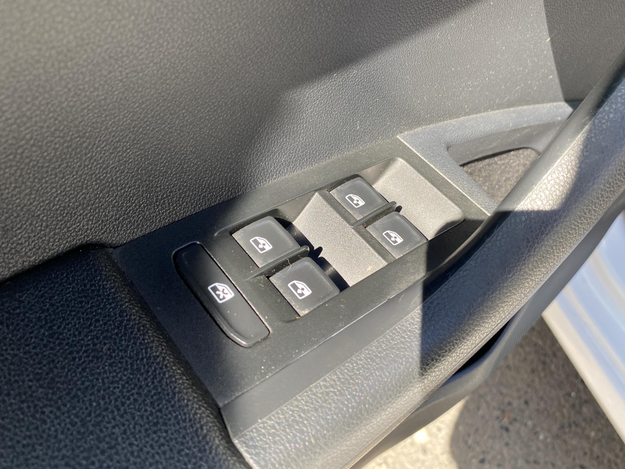 Škoda Octavia III, 2019 - pohled č. 14