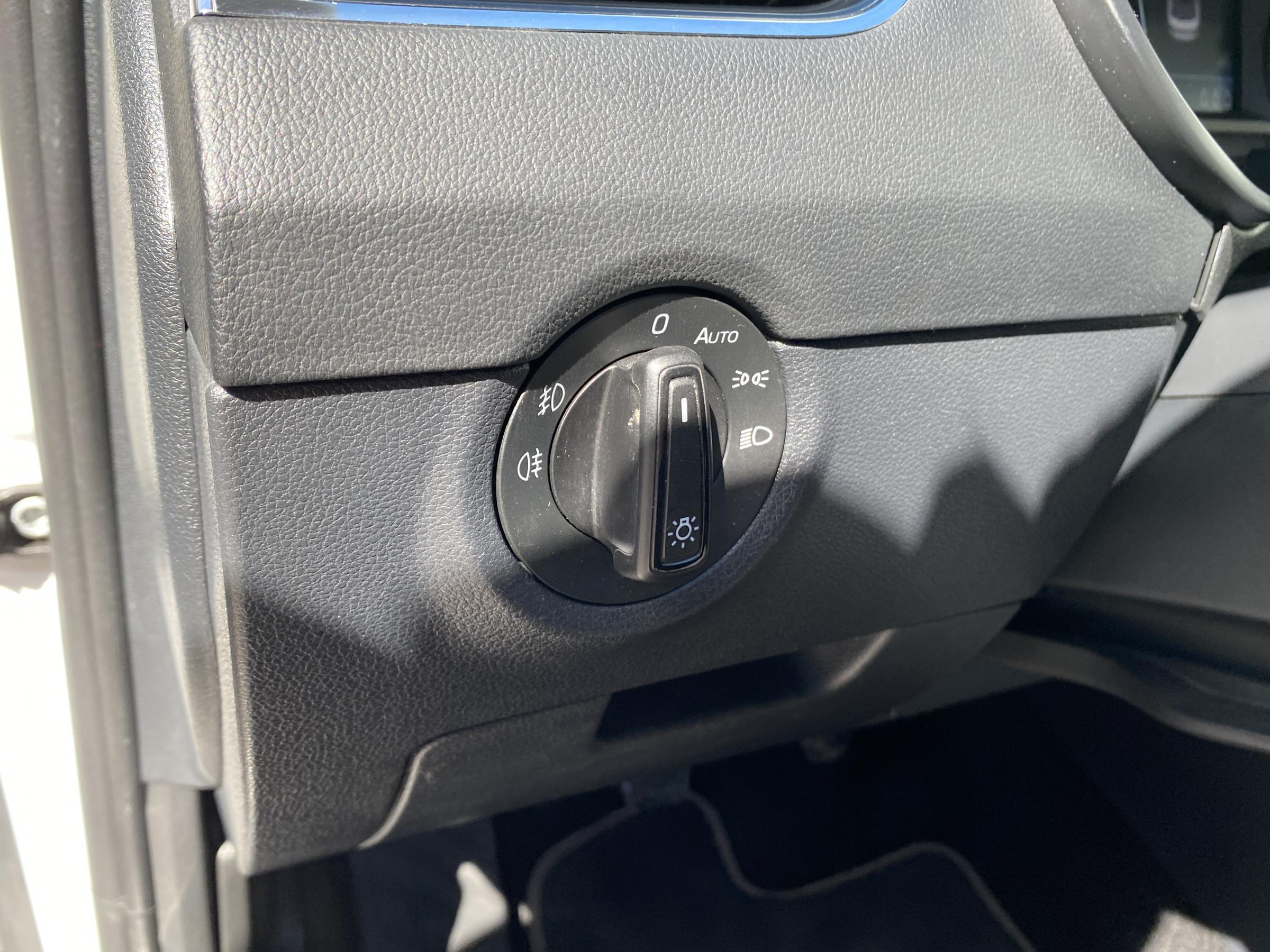 Škoda Octavia III, 2019 - pohled č. 16