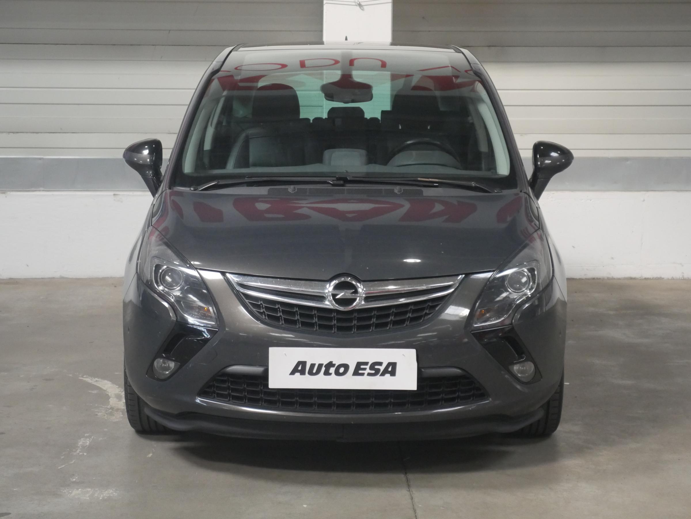 Opel Zafira, 2014 - pohled č. 2