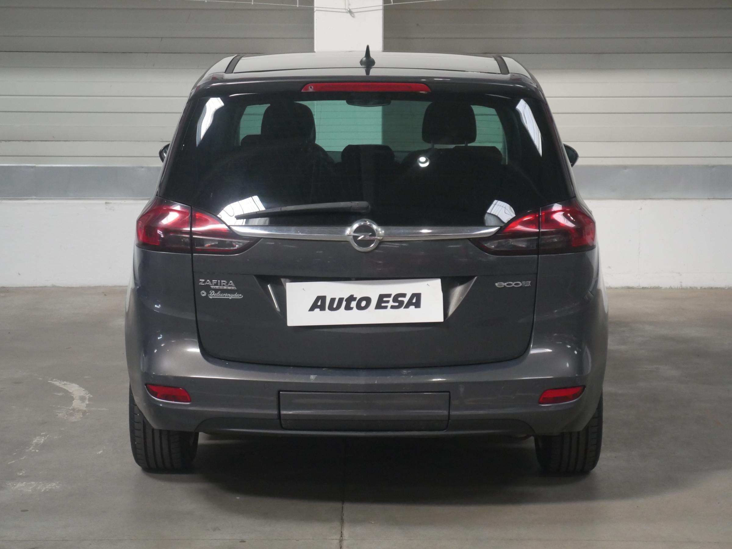 Opel Zafira, 2014 - pohled č. 5