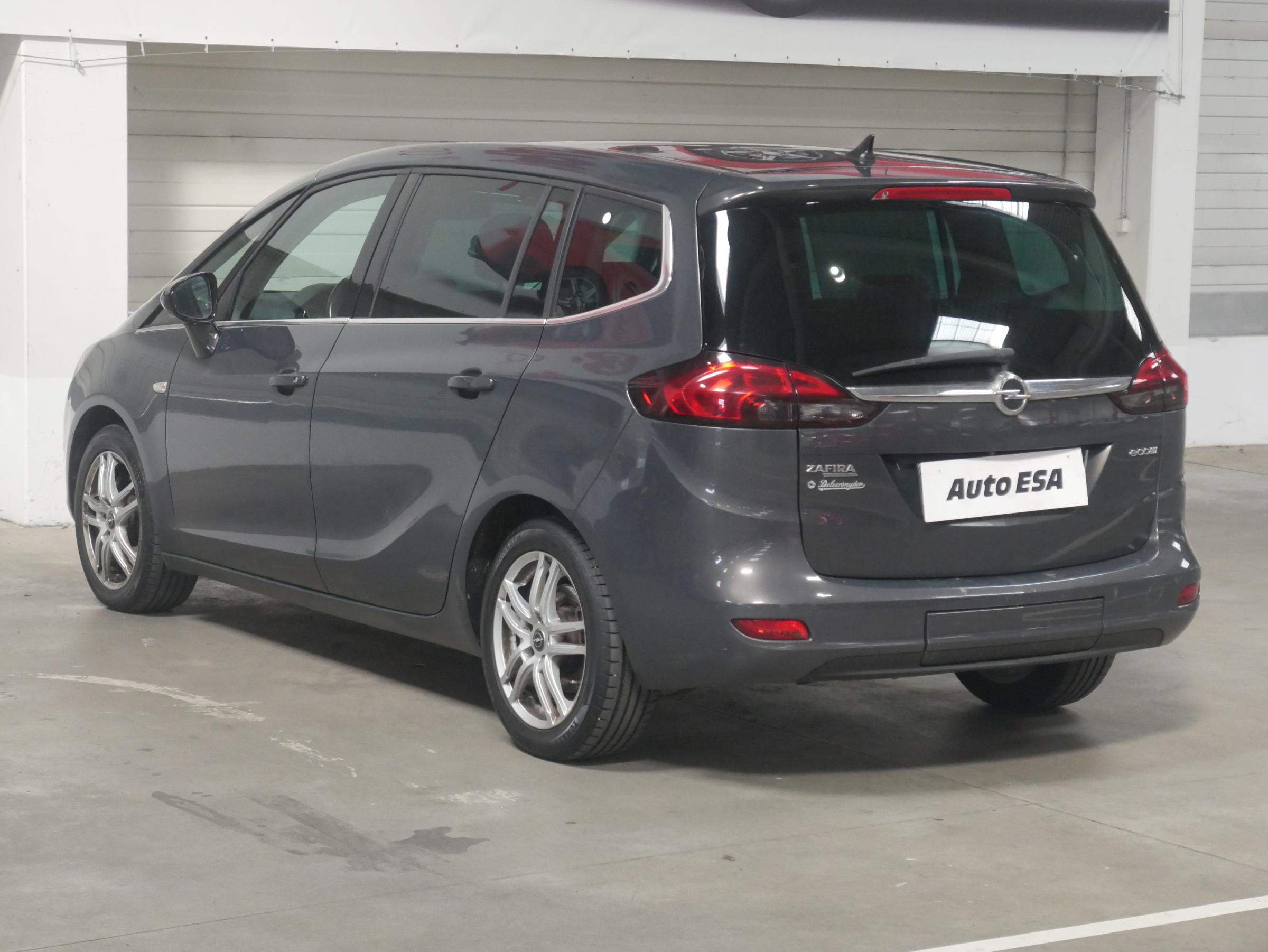 Opel Zafira, 2014 - pohled č. 6