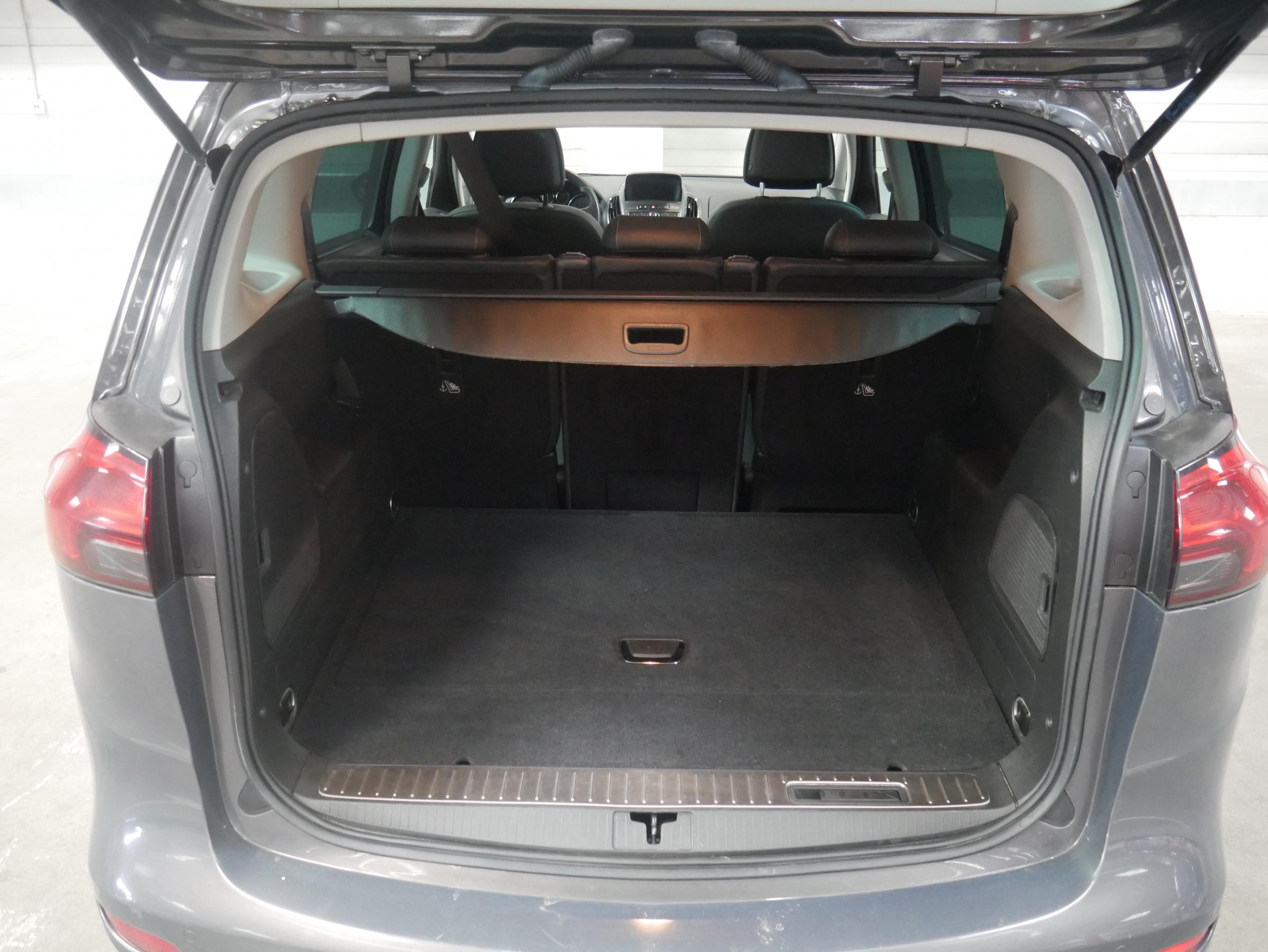 Opel Zafira, 2014 - pohled č. 7