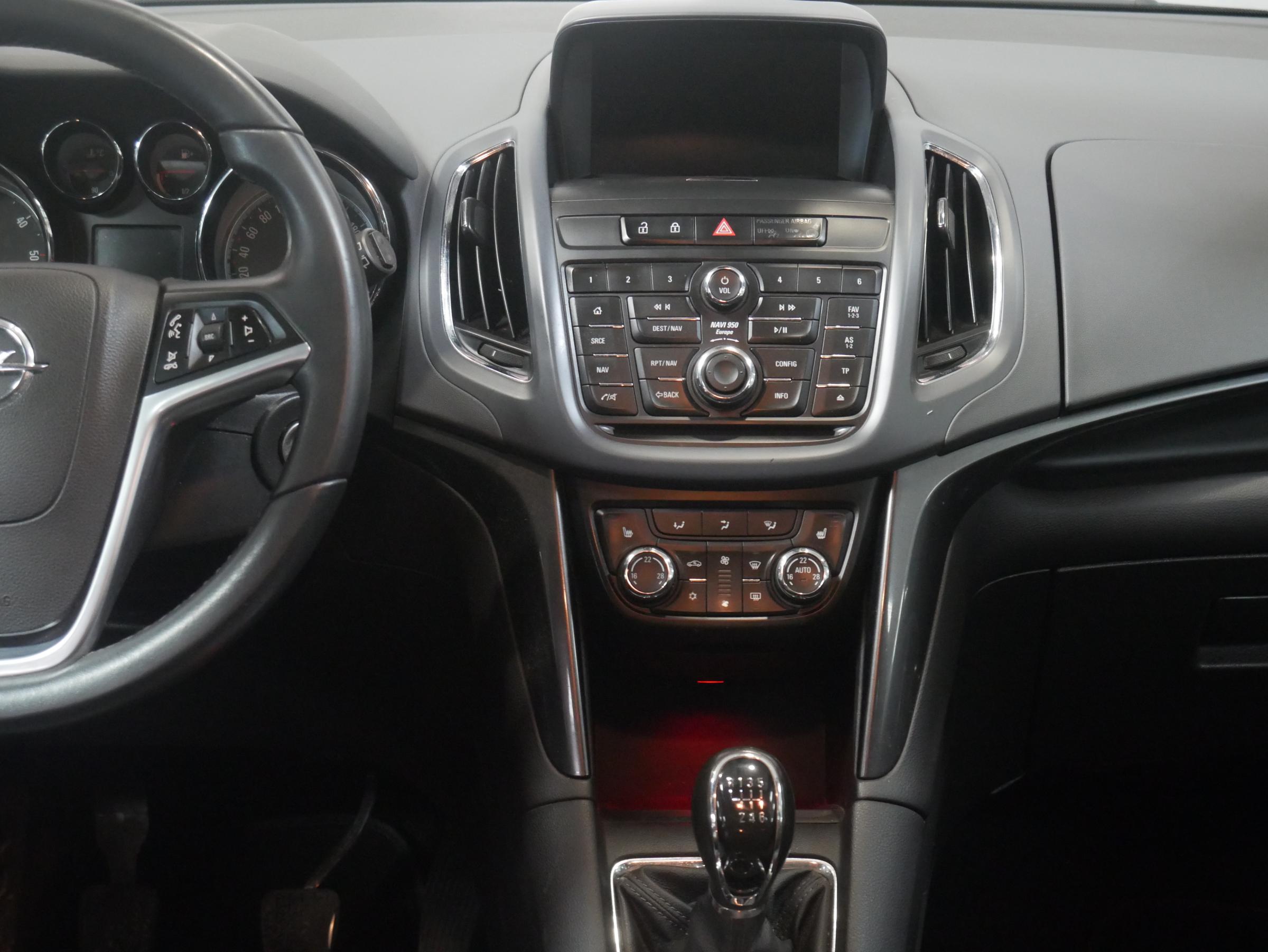 Opel Zafira, 2014 - pohled č. 9