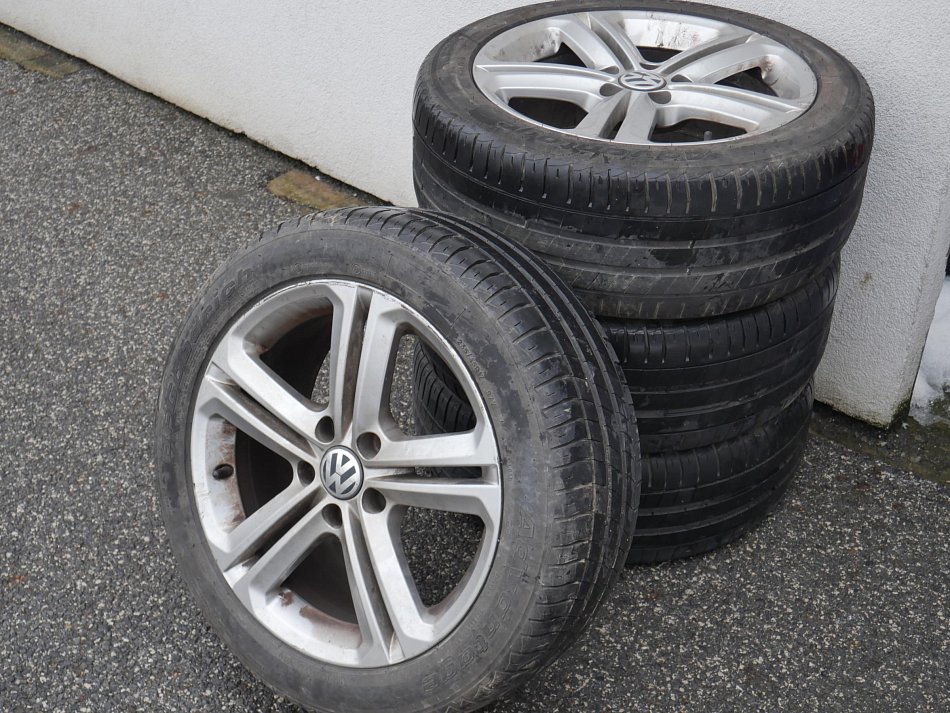 Volkswagen Passat 2.0TDi R-Line