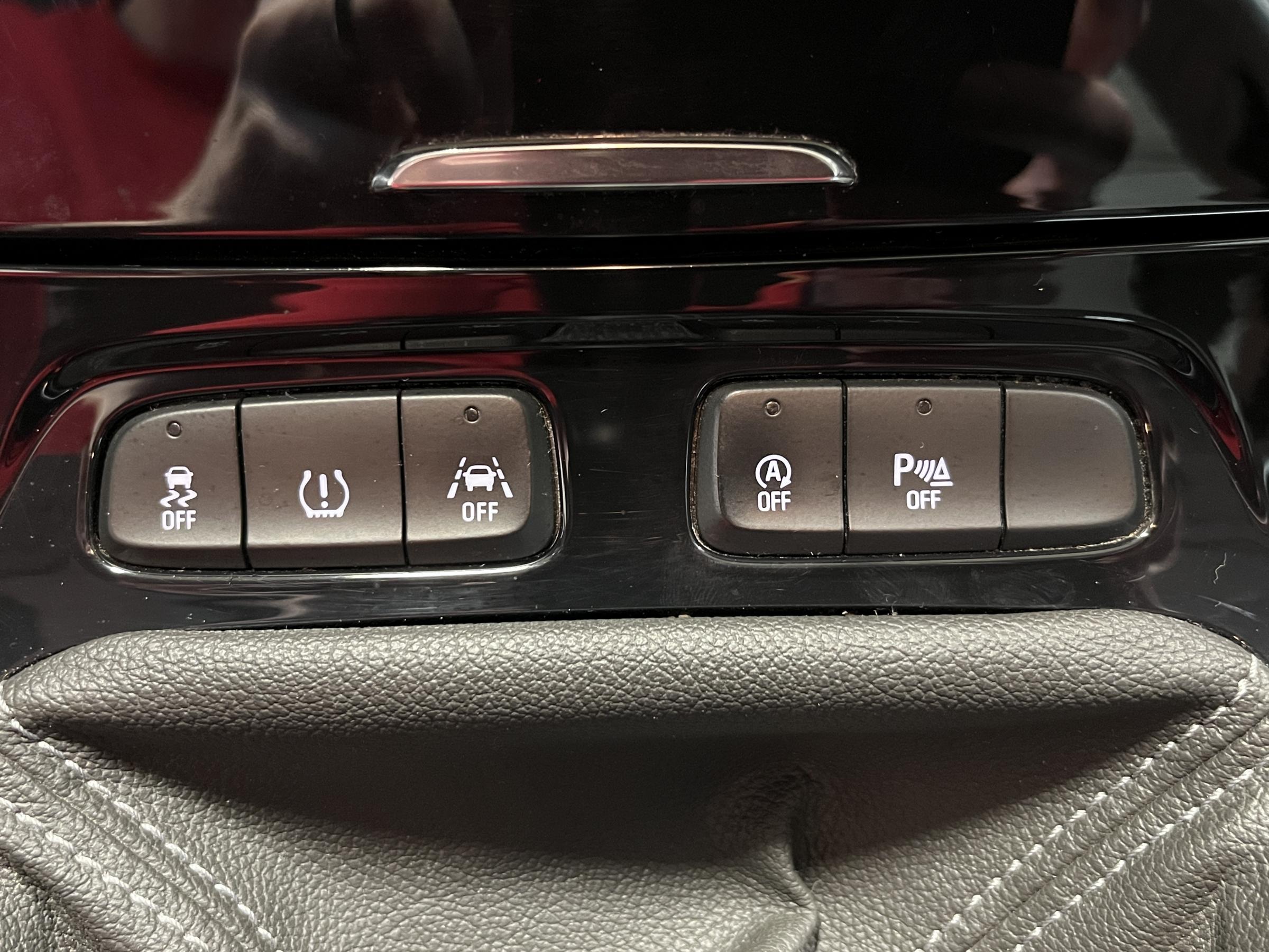 Vauxhall Grandland X, 2018 - pohled č. 17