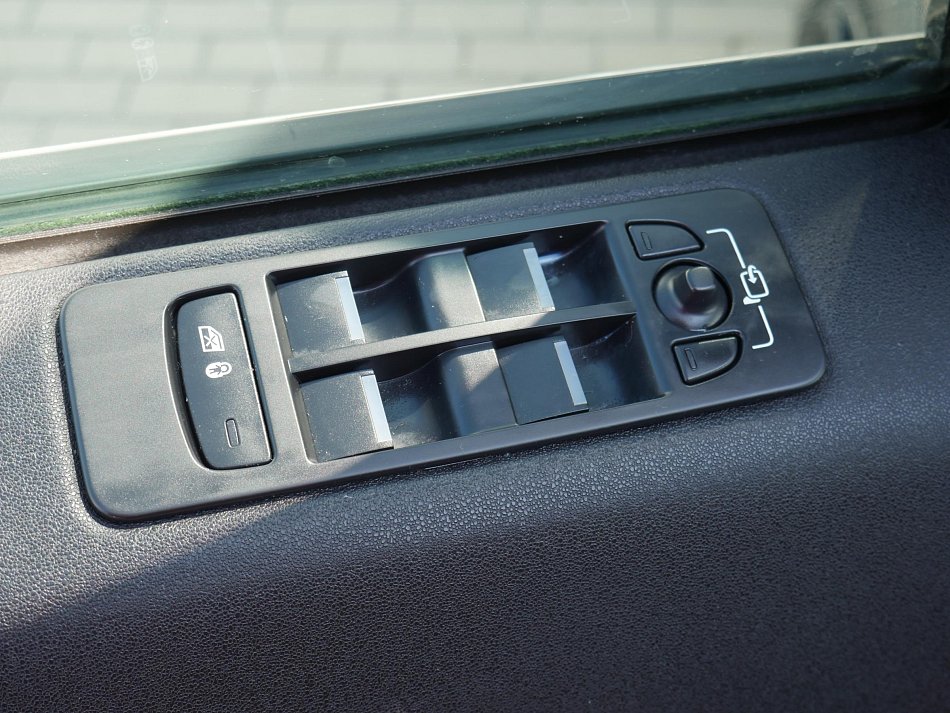 Land Rover Discovery Sport 2.0 TD4  AWD HSE