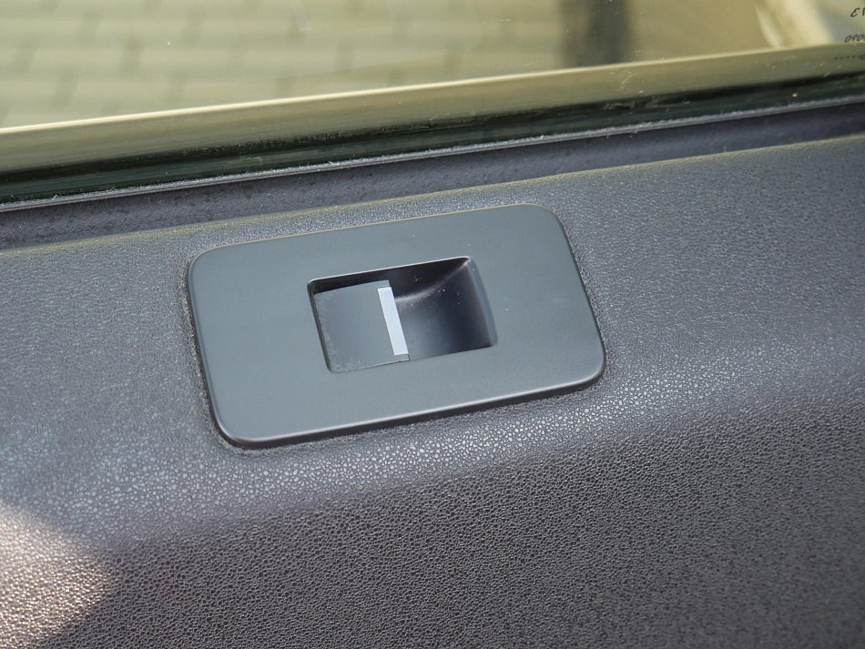 Land Rover Discovery Sport 2.0 TD4  AWD HSE