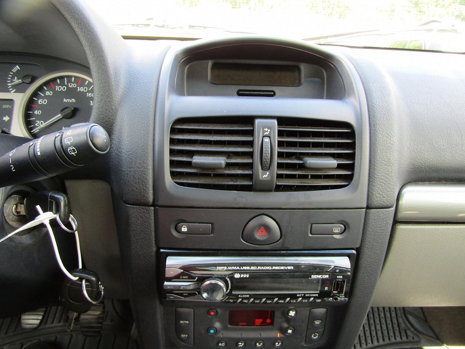 Renault Clio 1.2 i 