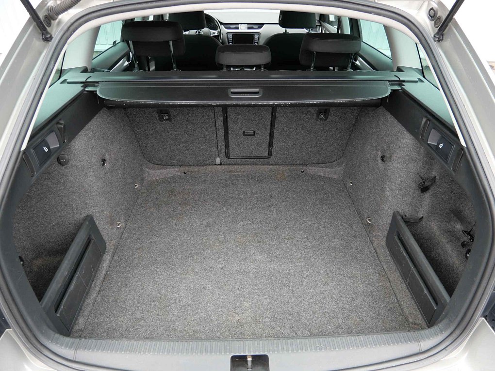 Škoda Octavia III 2.0TDi Elegance