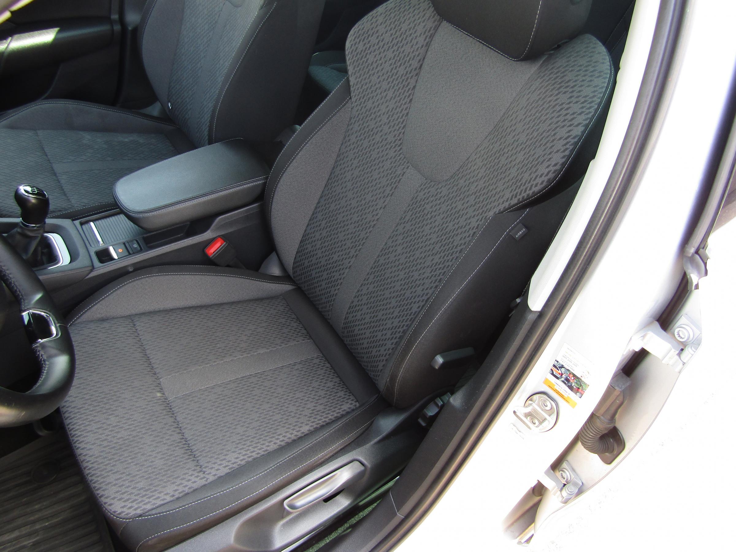 Škoda Octavia IV, 2020 - pohled č. 11