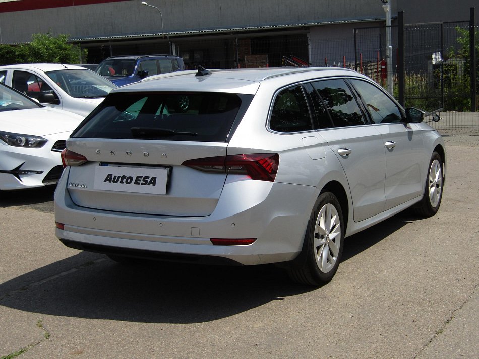 Škoda Octavia IV 1.5 TSi Style