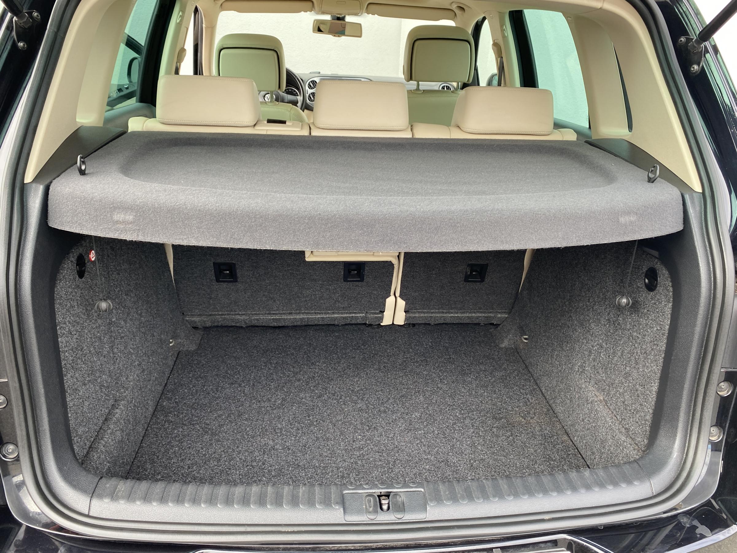 Volkswagen Tiguan, 2012 - pohled č. 8