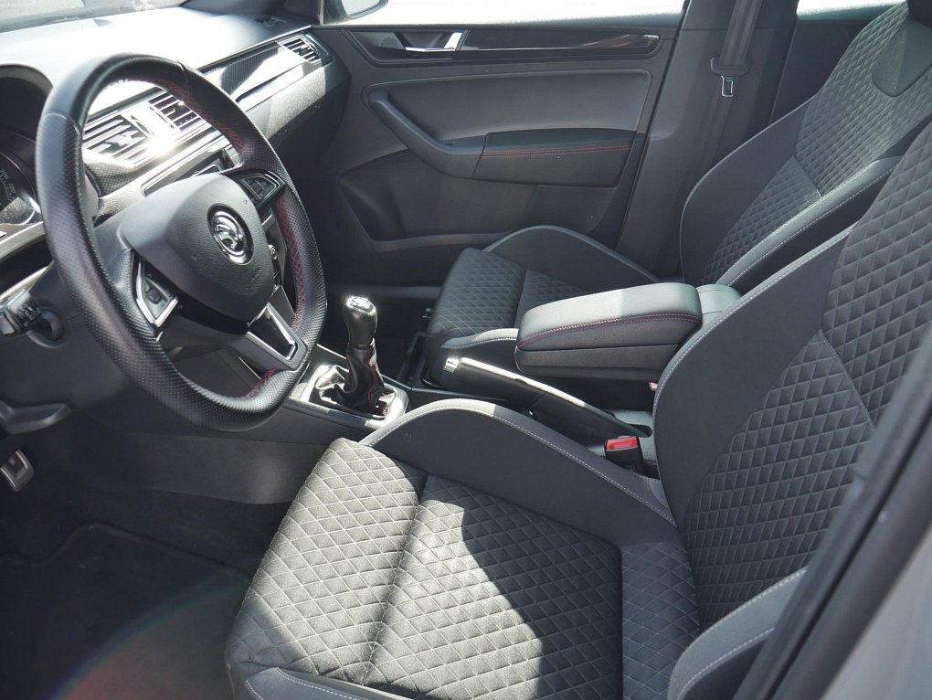 Škoda Rapid 1.0 TSi Monte Carlo