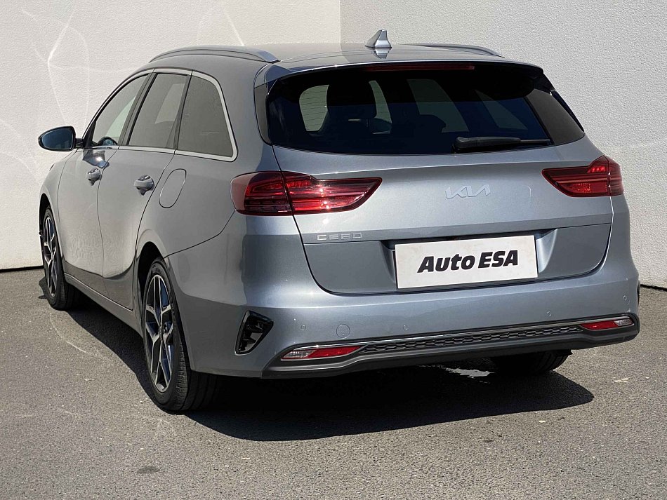 Kia Ceed 1.5 T-GDi TOP SW