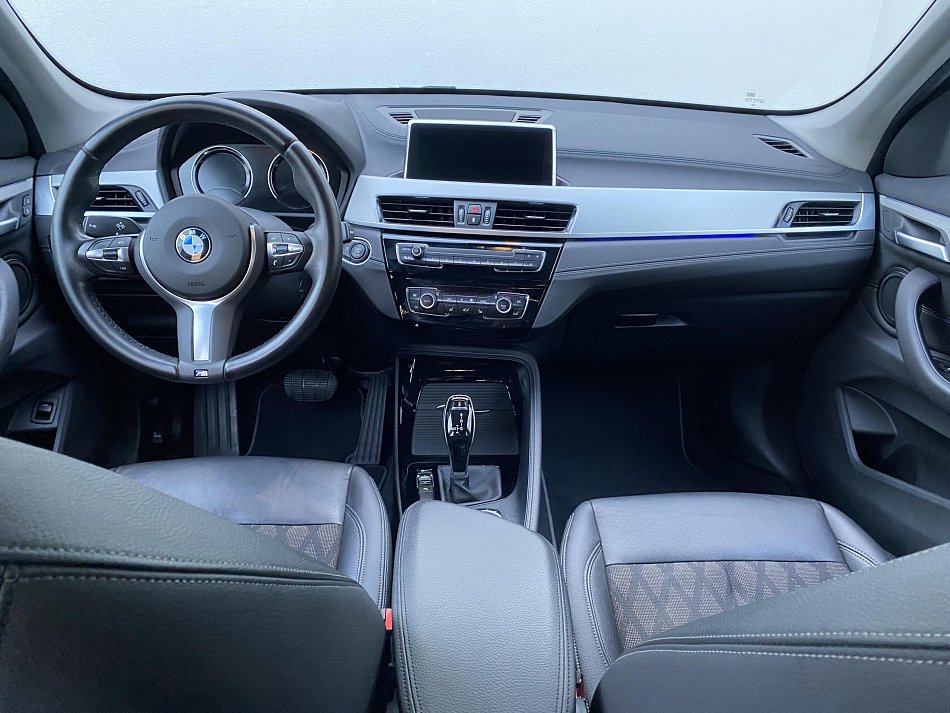 BMW X1 2.0d X-Line sDrive18d