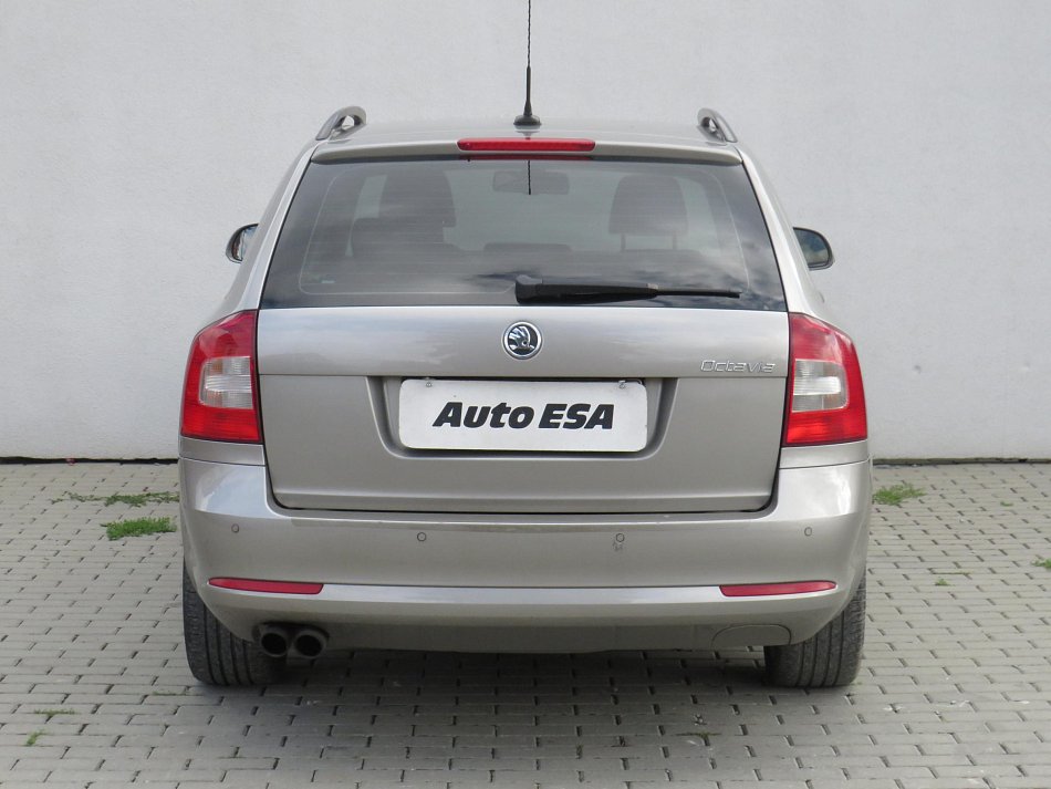 Škoda Octavia II 2.0 TDi L&K