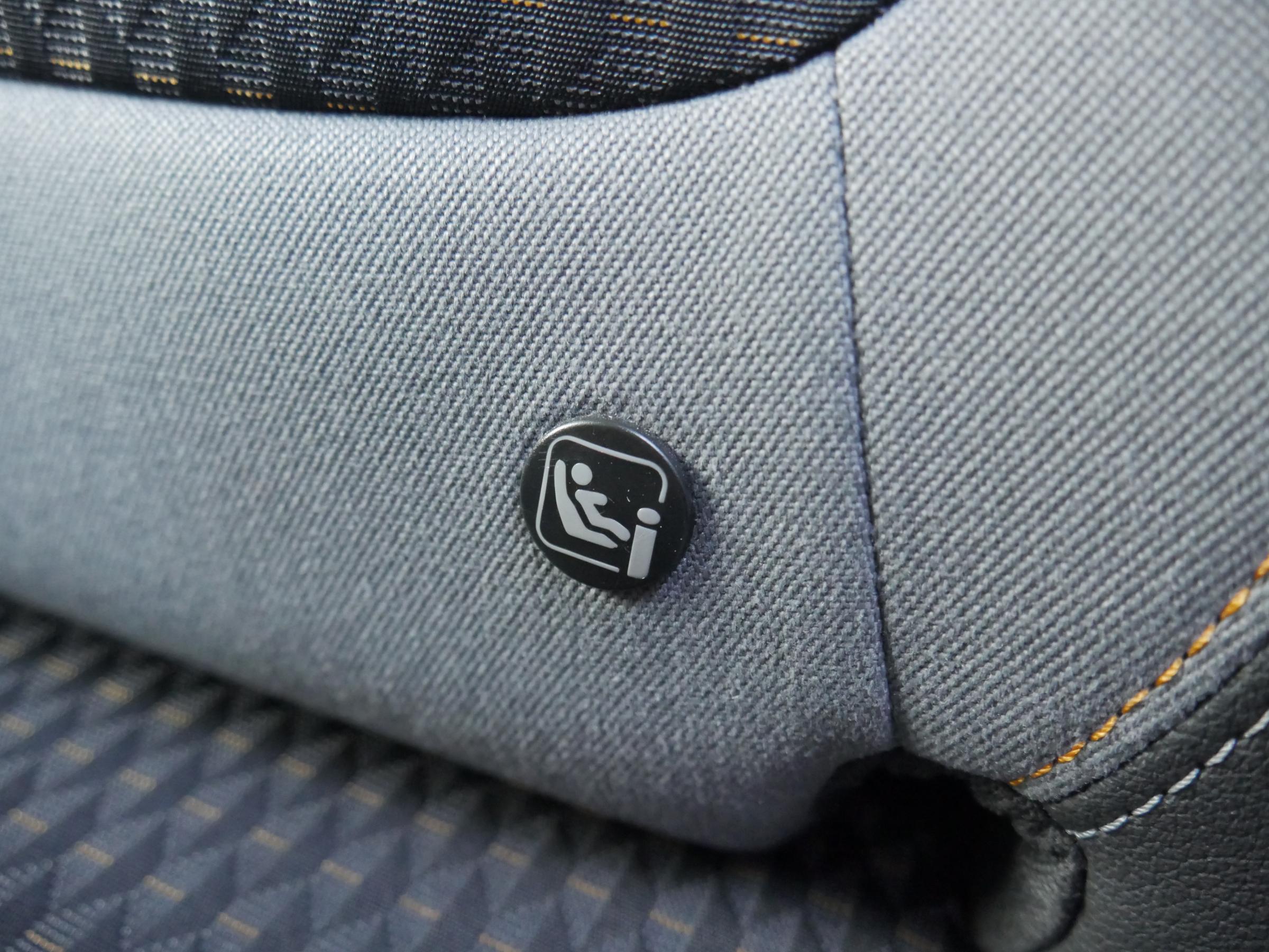 Vauxhall Crossland X, 2018 - pohled č. 20