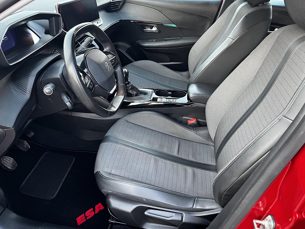 Peugeot 208 1.2PT Allure