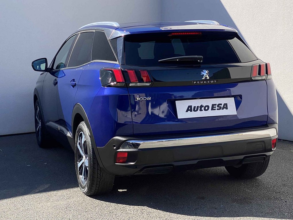 Peugeot 3008 1.2 PT Allure
