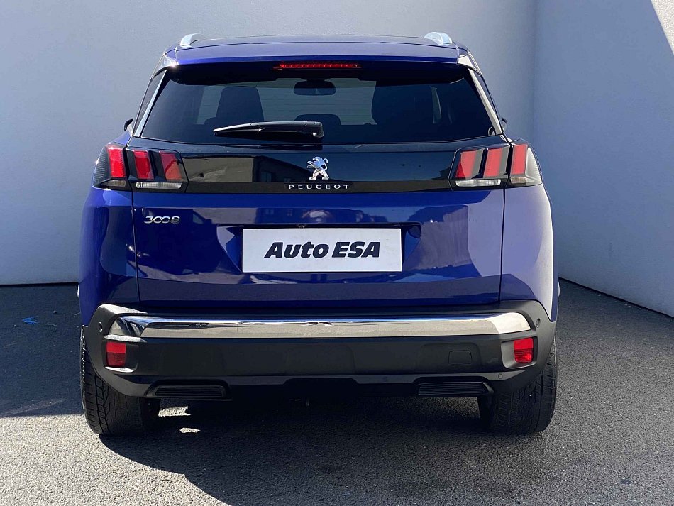 Peugeot 3008 1.2 PT Allure