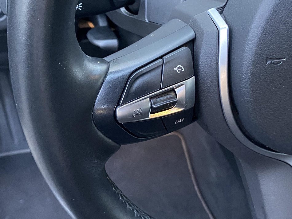 BMW X1 2.0d X-Line sDrive18d