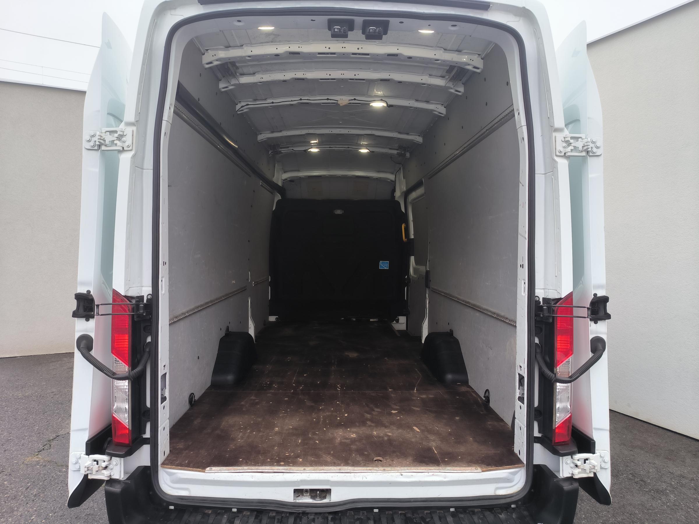 Ford Transit, 2020 - pohled č. 8