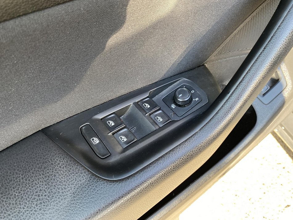 Volkswagen Passat 1.5 TSi Business