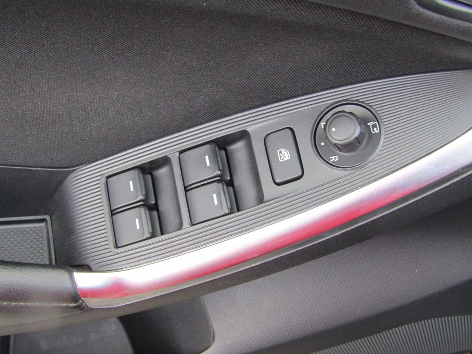 Mazda CX-5 2.0i  4x4